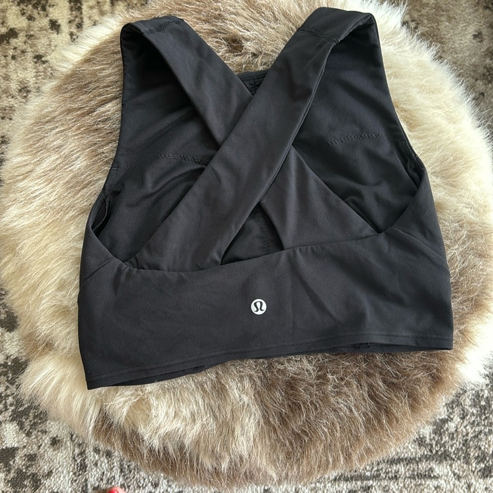 lululemon athletica Black Crop Top